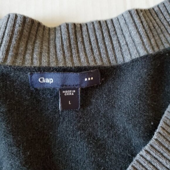 GAP Preppy Crossover Vee Colorblock Sweater Large - Picture 9 of 13